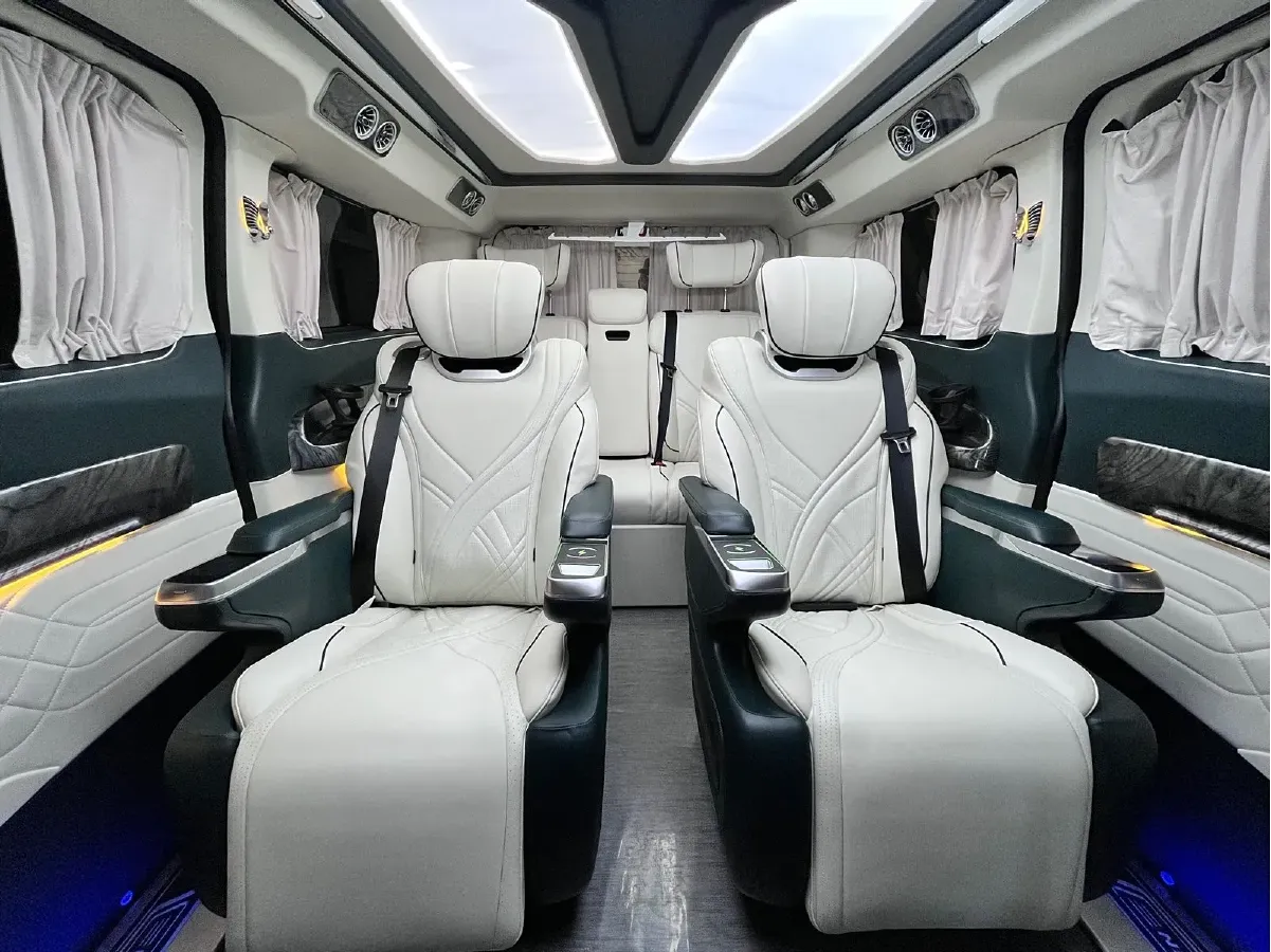 2022 JunTian HeiWuShi Youth 2.0T 203HP L4 6AT,autocango,china used car exporter,china ev exporter,chinese used car exporter,chinese used ev exporter