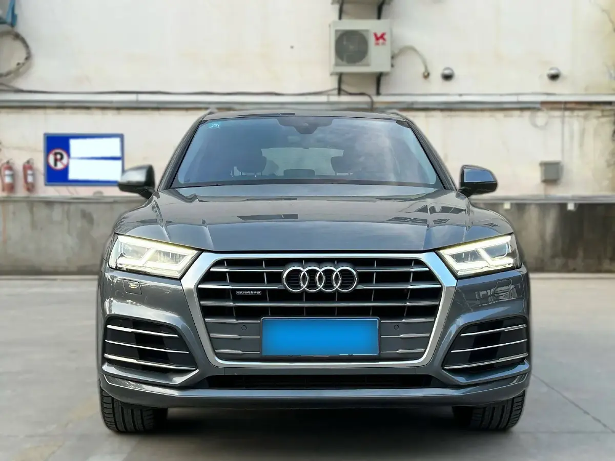 2018 Audi Q5L 2.0T 190HP L4 7DCT