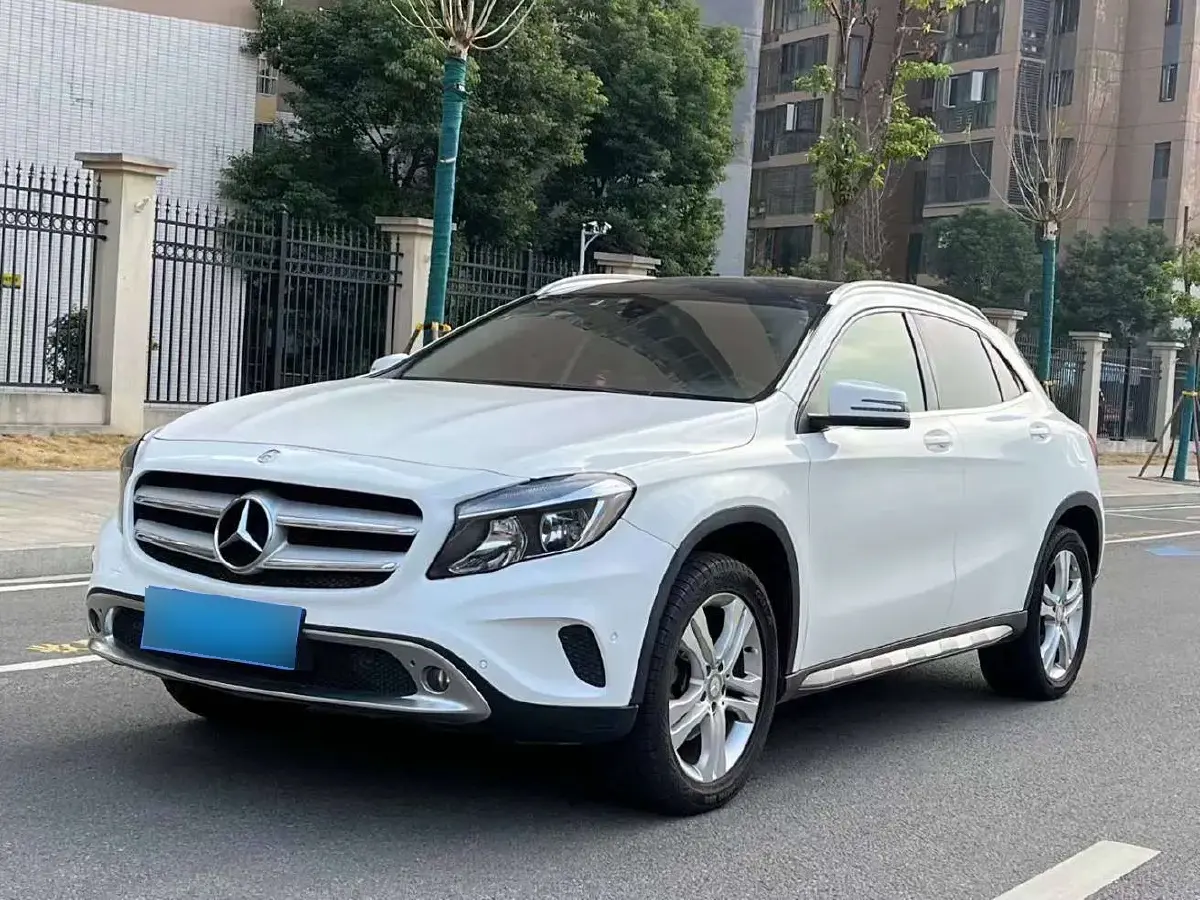 2016 Mercedes-Benz GLA Class 1.6T 156HP L4 7DCT