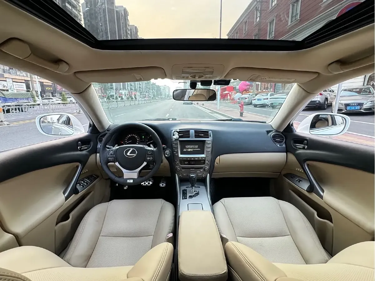 2006 Lexus IS 3.0L 231HP V6 6AT,autocango,china used car exporter,china ev exporter,chinese used car exporter,chinese used ev exporter