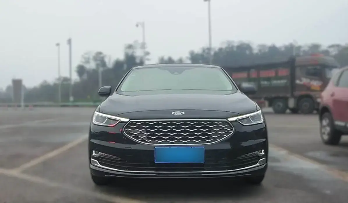 2019 Ford Taurus 2.0T 245HP L4 8AT