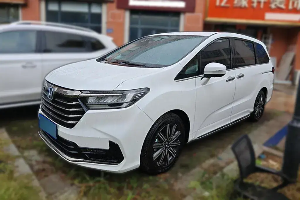 2024 Honda Odyssey 2.0L 146HP L4 E-CVT Hybrid