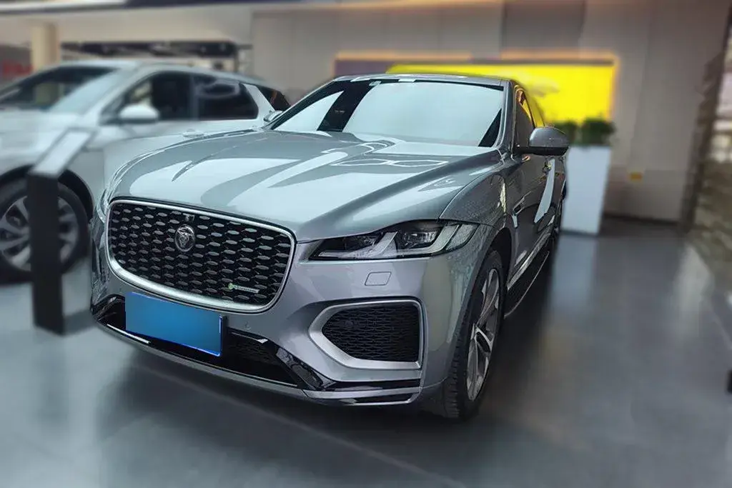 2021 Jaguar F-PACE 3.0T 340HP L6 8AT