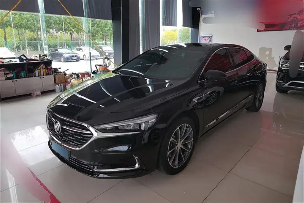 2021 Buick Larcosse 2.0T 237HP L4 9AT