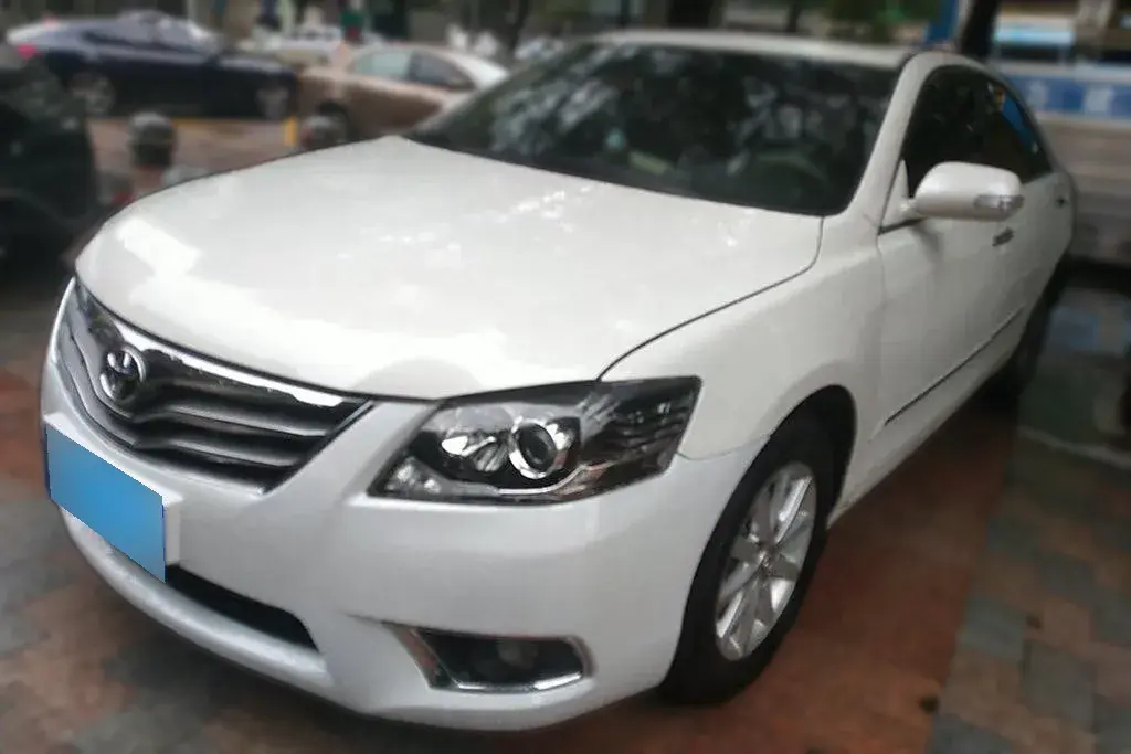 2013 Toyota Camry 2.0L 147HP L4 4AT