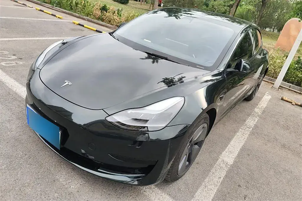 2022 Tesla Model 3 BEV 60KWH