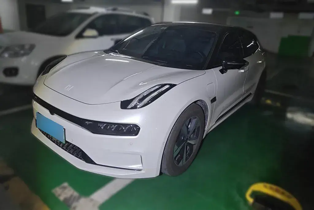 2023 Zeekr 001 BEV 100KWH
