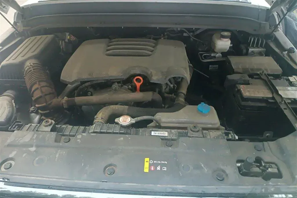 2021 Cyberspace 300 2.0T 227HP L4 8AT,autocango,china used car exporter,china ev exporter,chinese used car exporter,chinese used ev exporter