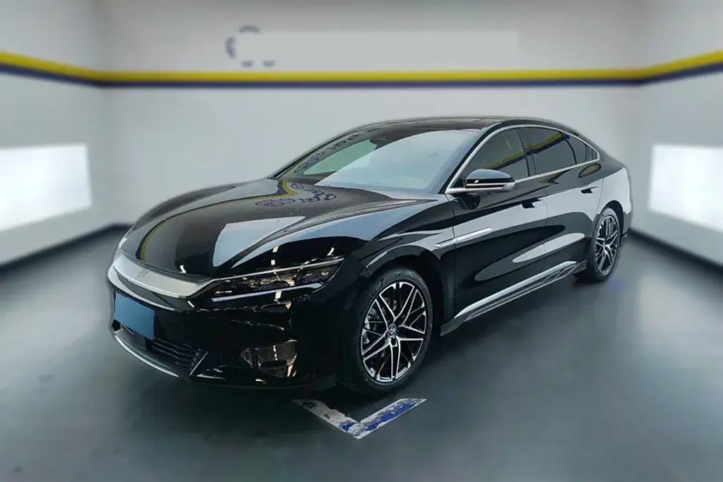 2025 BYD Han BEV 72KWH