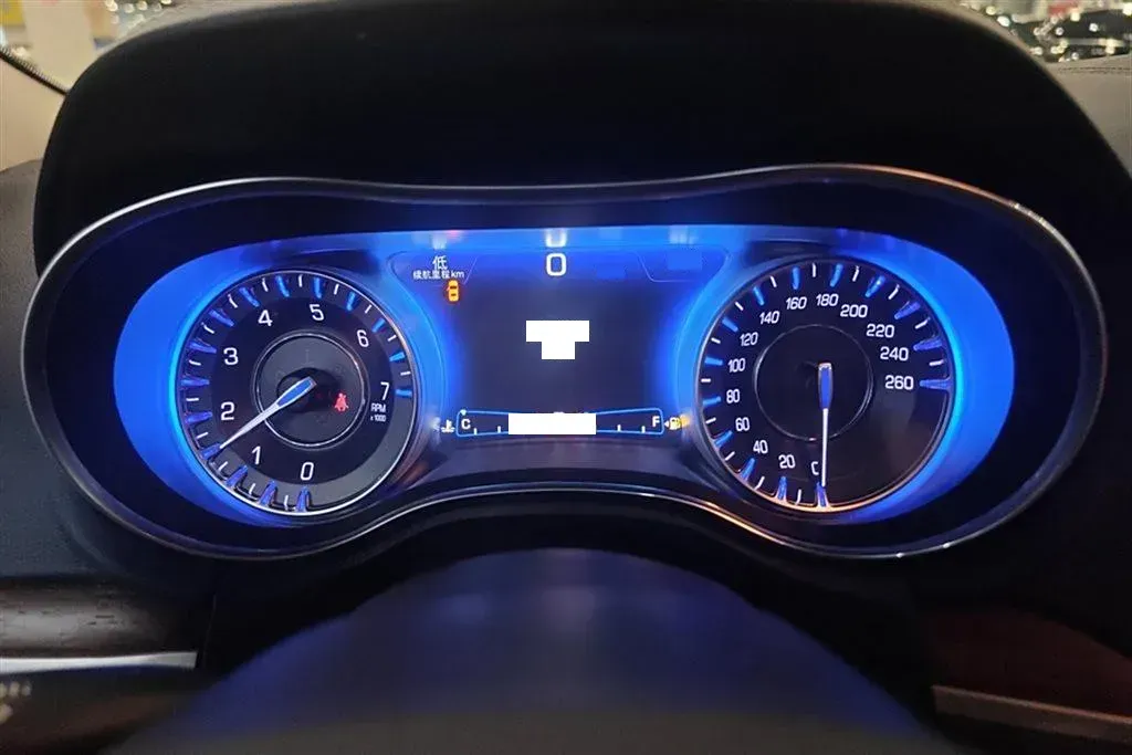 2016 Chrysler 300C 3.0L 234HP V6 8AT,autocango,china used car exporter,china ev exporter,chinese used car exporter,chinese used ev exporter