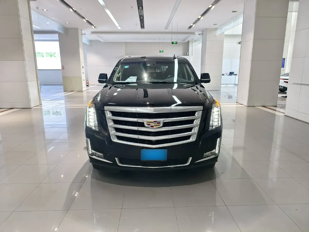 2017 Cadillac ESCALADE 6.2L 426HP V8 8AT,autocango,china used car exporter,china ev exporter,chinese used car exporter,chinese used ev exporter