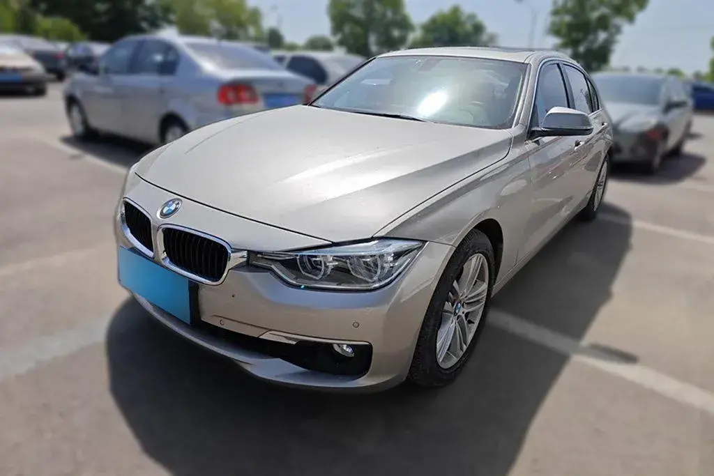 2016 BMW 3 Series 2.0T 184HP L4 8AT
