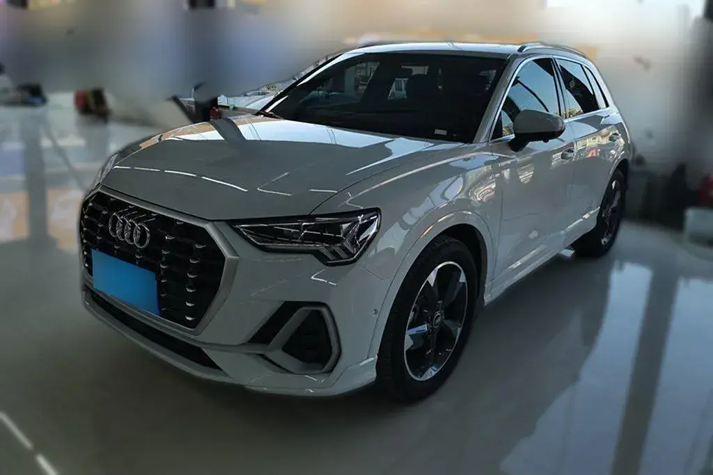 2023 Audi Q3 1.5T 160HP L4 7DCT