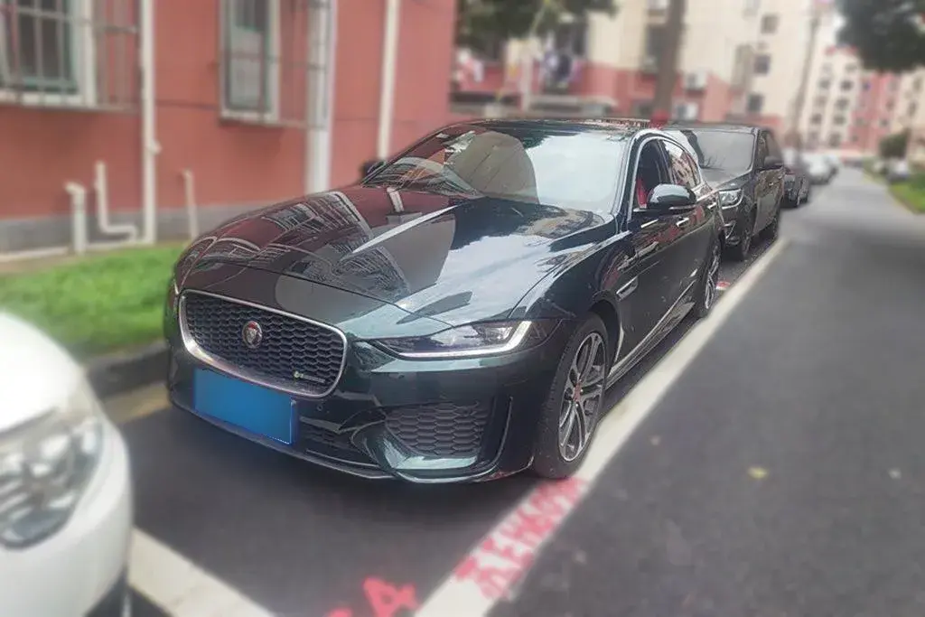 2021 Jaguar XEL 2.0T 250HP L4 8AT