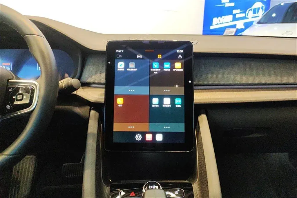 2020 Polestar 2 BEV 71KWH,autocango,china used car exporter,china ev exporter,chinese used car exporter,chinese used ev exporter