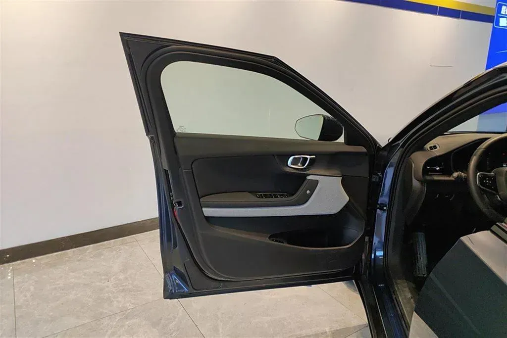 2020 Polestar 2 BEV 71KWH,autocango,china used car exporter,china ev exporter,chinese used car exporter,chinese used ev exporter