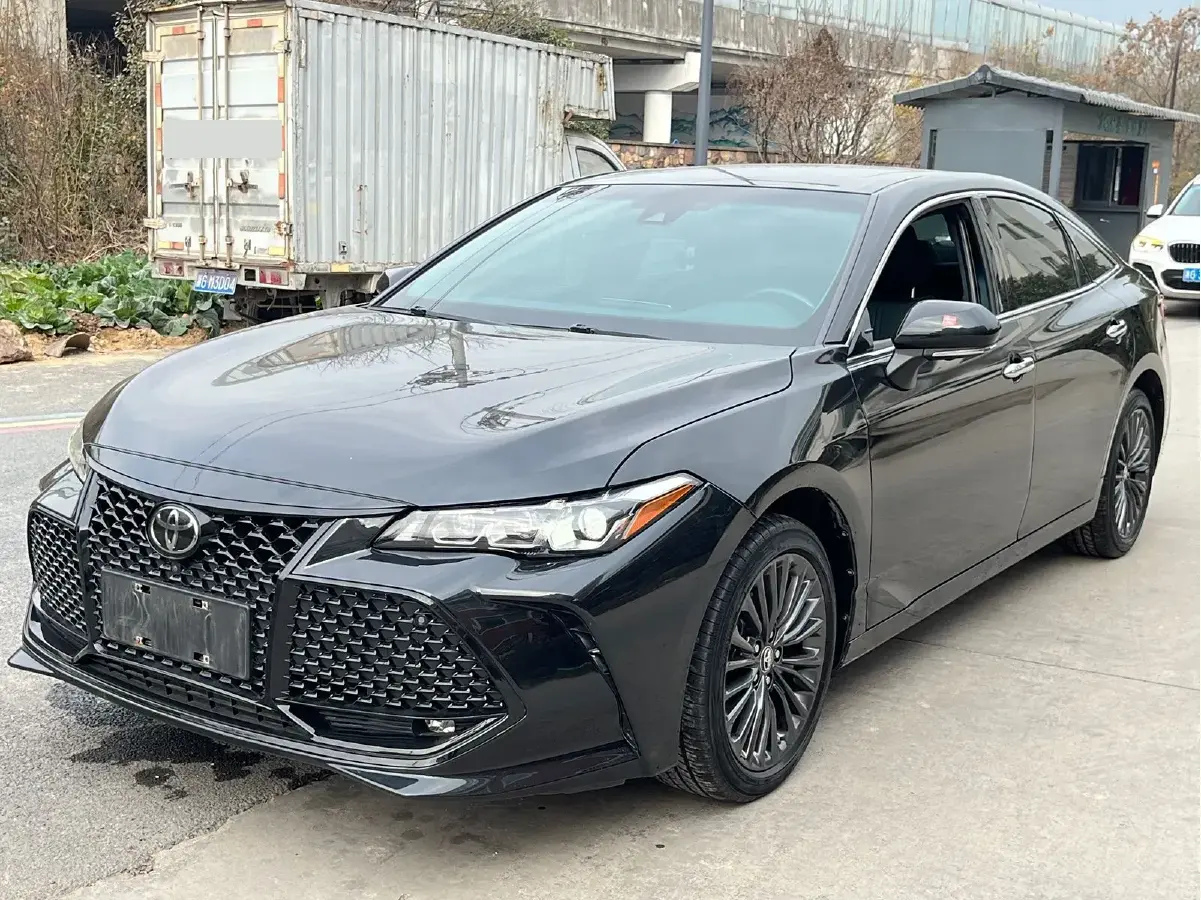 2019 Toyota Avalon 2.0L 178HP L4 CVT