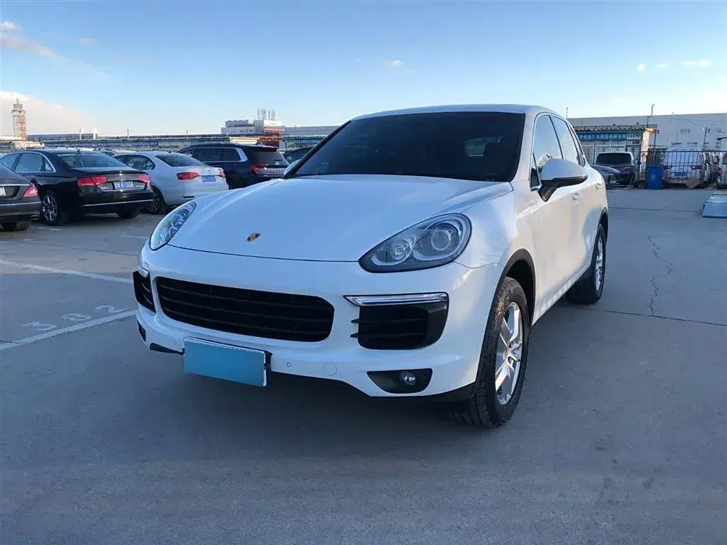 2016 Porsche Cayenne 3.0T 333HP V6 8AT