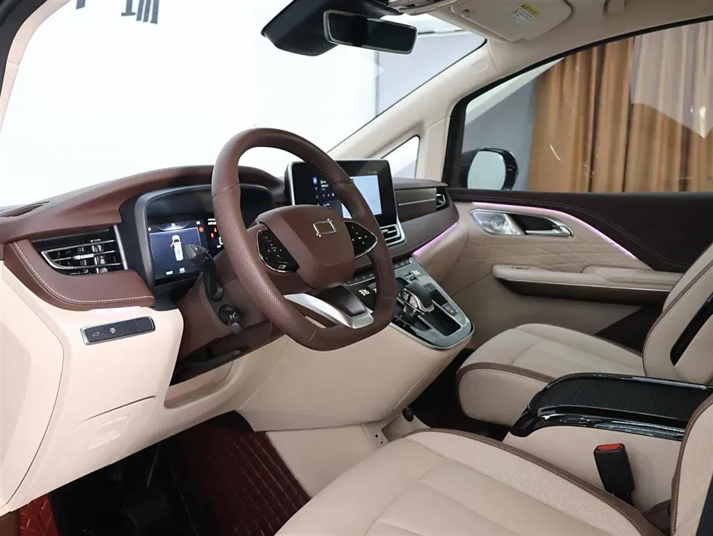 2023 Bestune M9 2.0T 252HP L4 8AT,autocango,china used car exporter,china ev exporter,chinese used car exporter,chinese used ev exporter