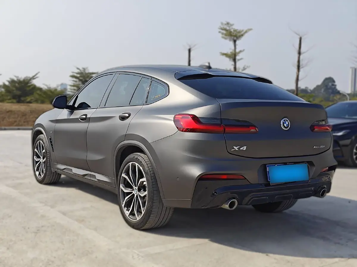 2020 BMW X4 2.0T 184HP L4 8AT,autocango,china used car exporter,china ev exporter,chinese used car exporter,chinese used ev exporter