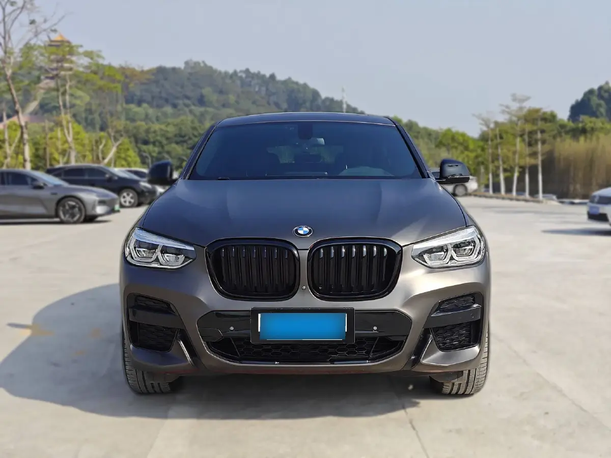 2020 BMW X4 2.0T 184HP L4 8AT,autocango,china used car exporter,china ev exporter,chinese used car exporter,chinese used ev exporter