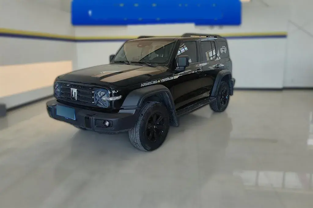 2024 Tank 300 2.0T 227HP L4 8AT