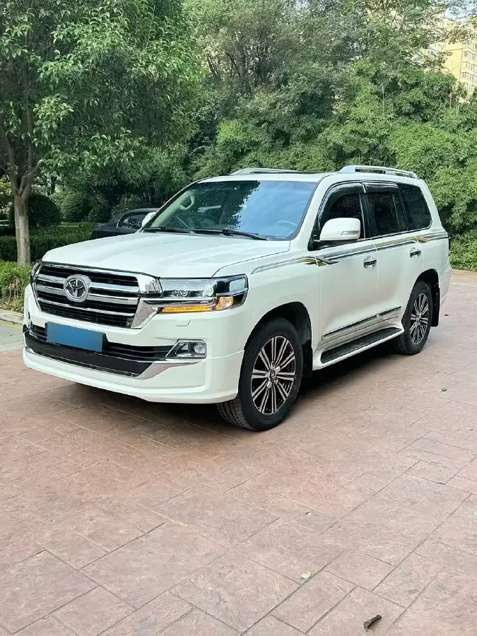 2012 Toyota Land Cruiser 4.0L 275HP V6 5AT