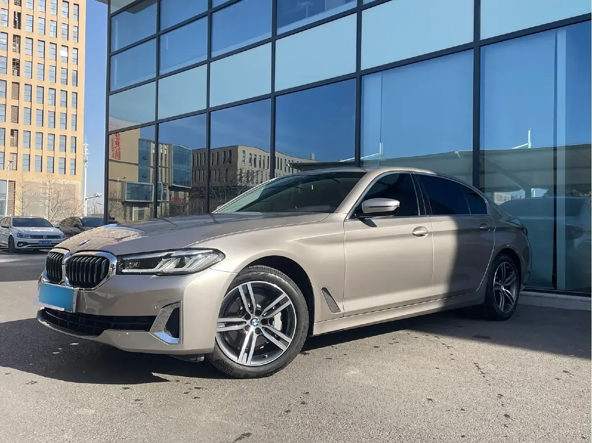 2021 BMW 5 Series 2.0T 252HP L4 8AT