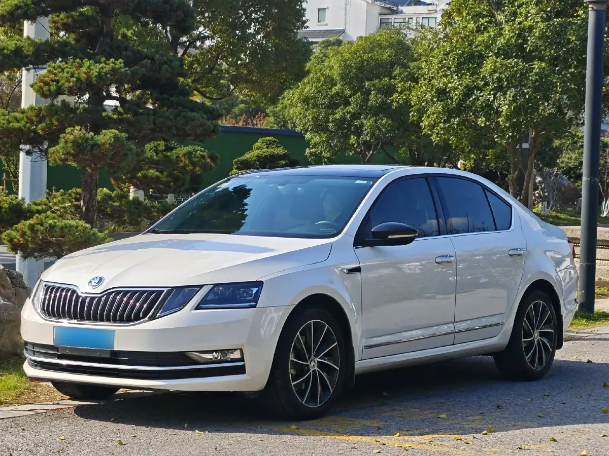 2018 Skoda Octavia 1.4T 150HP L4 7DCT