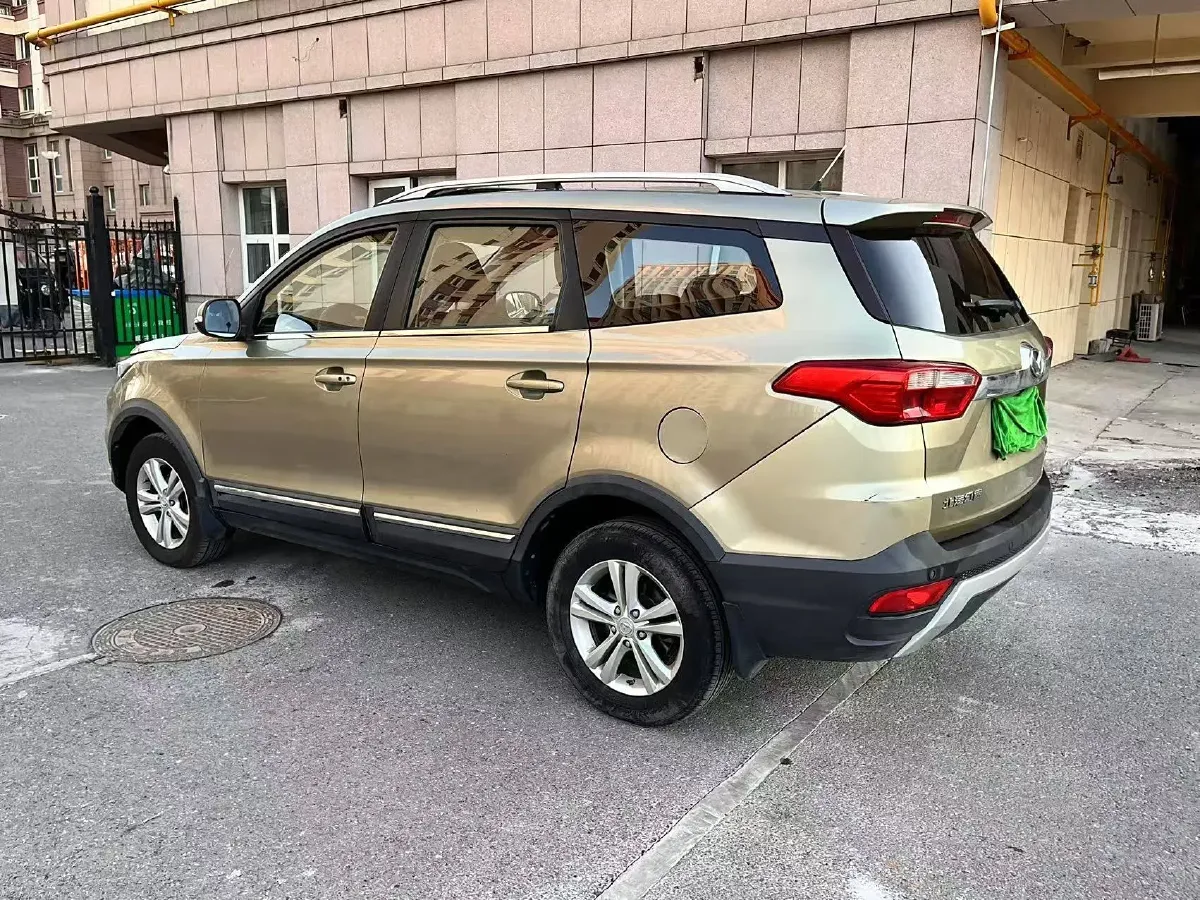 2016 BAIC Hyosow S3 1.5L 113HP L4 5MT,autocango,china used car exporter,china ev exporter,chinese used car exporter,chinese used ev exporter