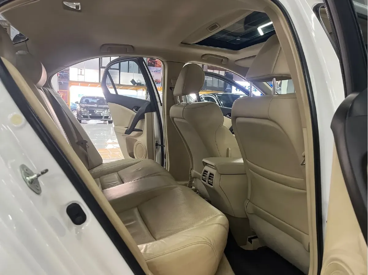 2009 Honda Spirior 2.4L 181HP L4 5AT,autocango,china used car exporter,china ev exporter,chinese used car exporter,chinese used ev exporter