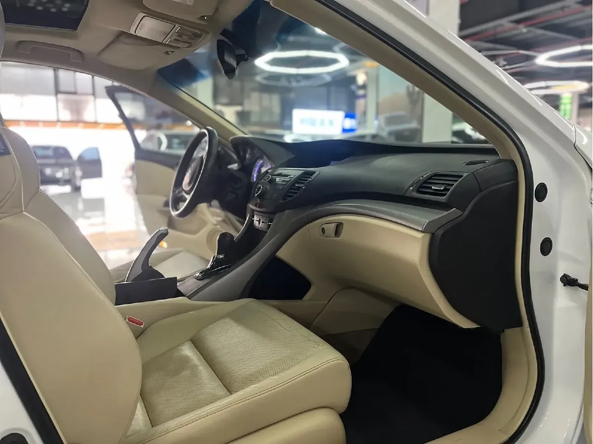 2009 Honda Spirior 2.4L 181HP L4 5AT,autocango,china used car exporter,china ev exporter,chinese used car exporter,chinese used ev exporter