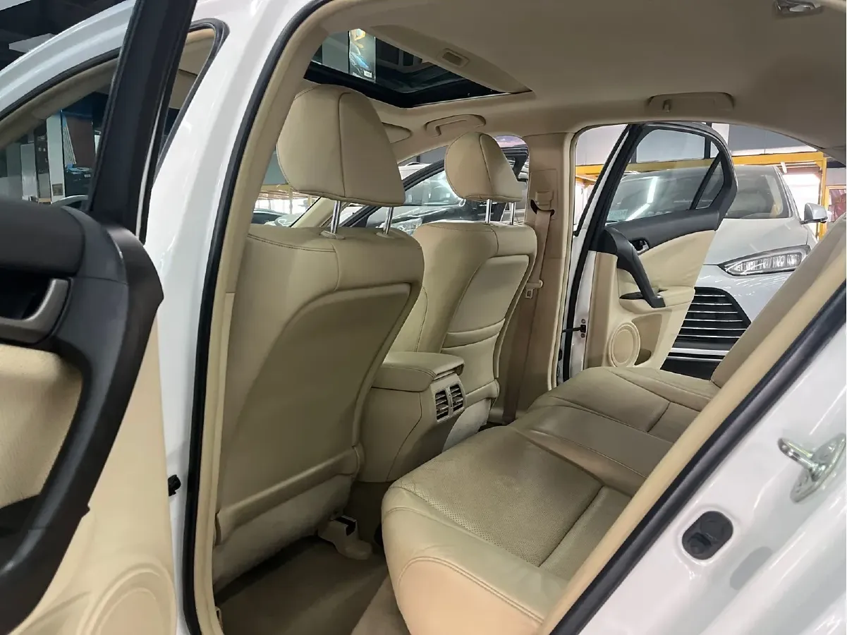 2009 Honda Spirior 2.4L 181HP L4 5AT,autocango,china used car exporter,china ev exporter,chinese used car exporter,chinese used ev exporter