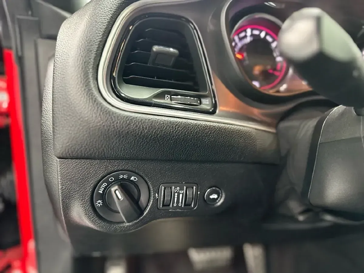 2019 Dodge Challenger SRT 6.2T 728HP V8 8AT,autocango,china used car exporter,china ev exporter,chinese used car exporter,chinese used ev exporter