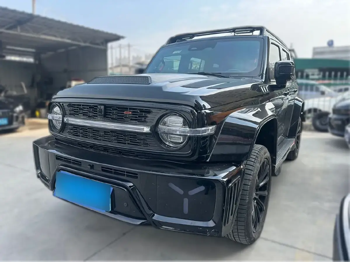 2023 Tank 300 2.0T 227HP L4 8AT