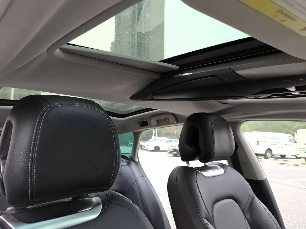 2013 DS 5 1.6T 163HP L4 6AT,autocango,china used car exporter,china ev exporter,chinese used car exporter,chinese used ev exporter