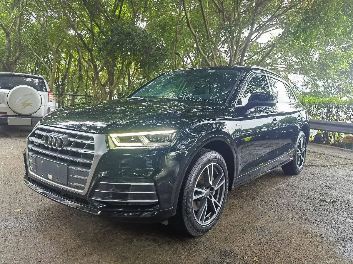 2018 Audi Q5L 2.0T 252HP L4 7DCT