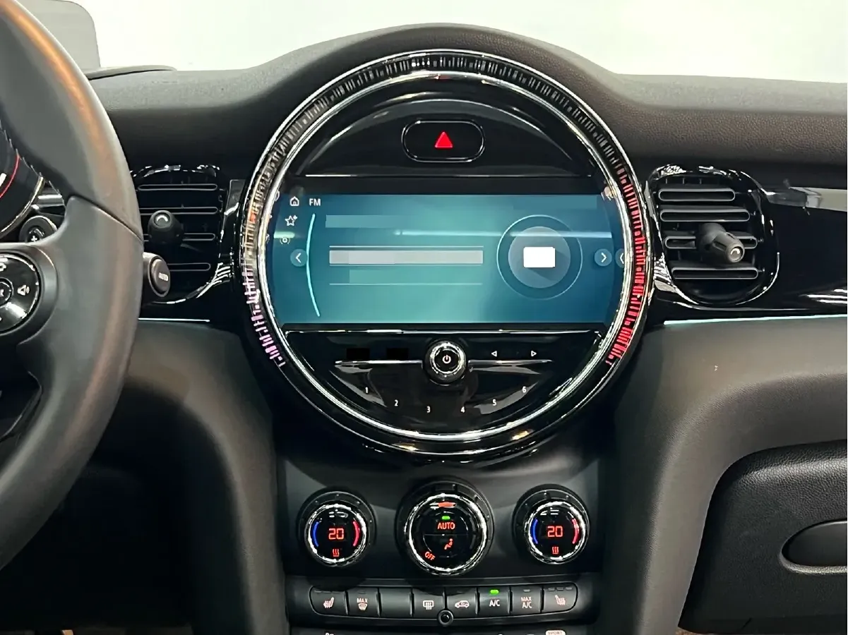 2022 MINI JCW 2.0T 231HP L4 8AT,autocango,china used car exporter,china ev exporter,chinese used car exporter,chinese used ev exporter