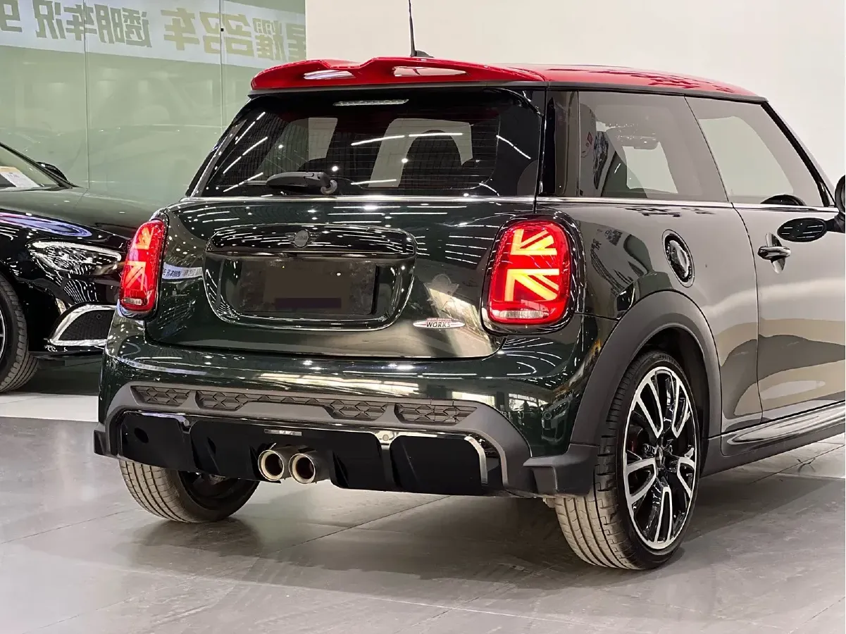 2022 MINI JCW 2.0T 231HP L4 8AT,autocango,china used car exporter,china ev exporter,chinese used car exporter,chinese used ev exporter