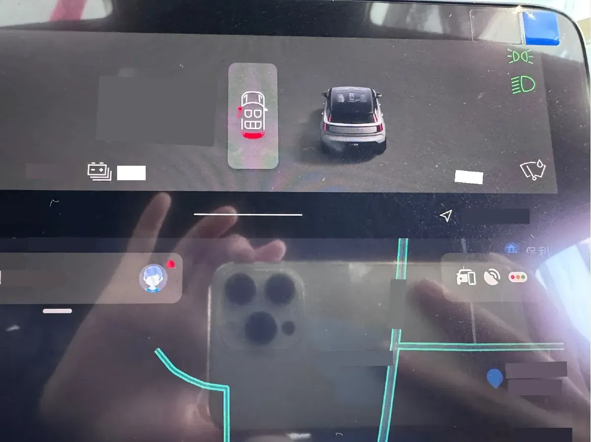 2025 Volvo EX30 BEV 49KWH,autocango,china used car exporter,china ev exporter,chinese used car exporter,chinese used ev exporter