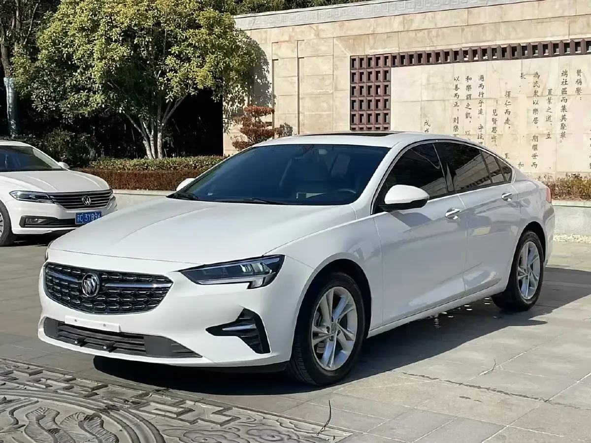 2021 Buick Regal 1.5T 169HP L4 9AT