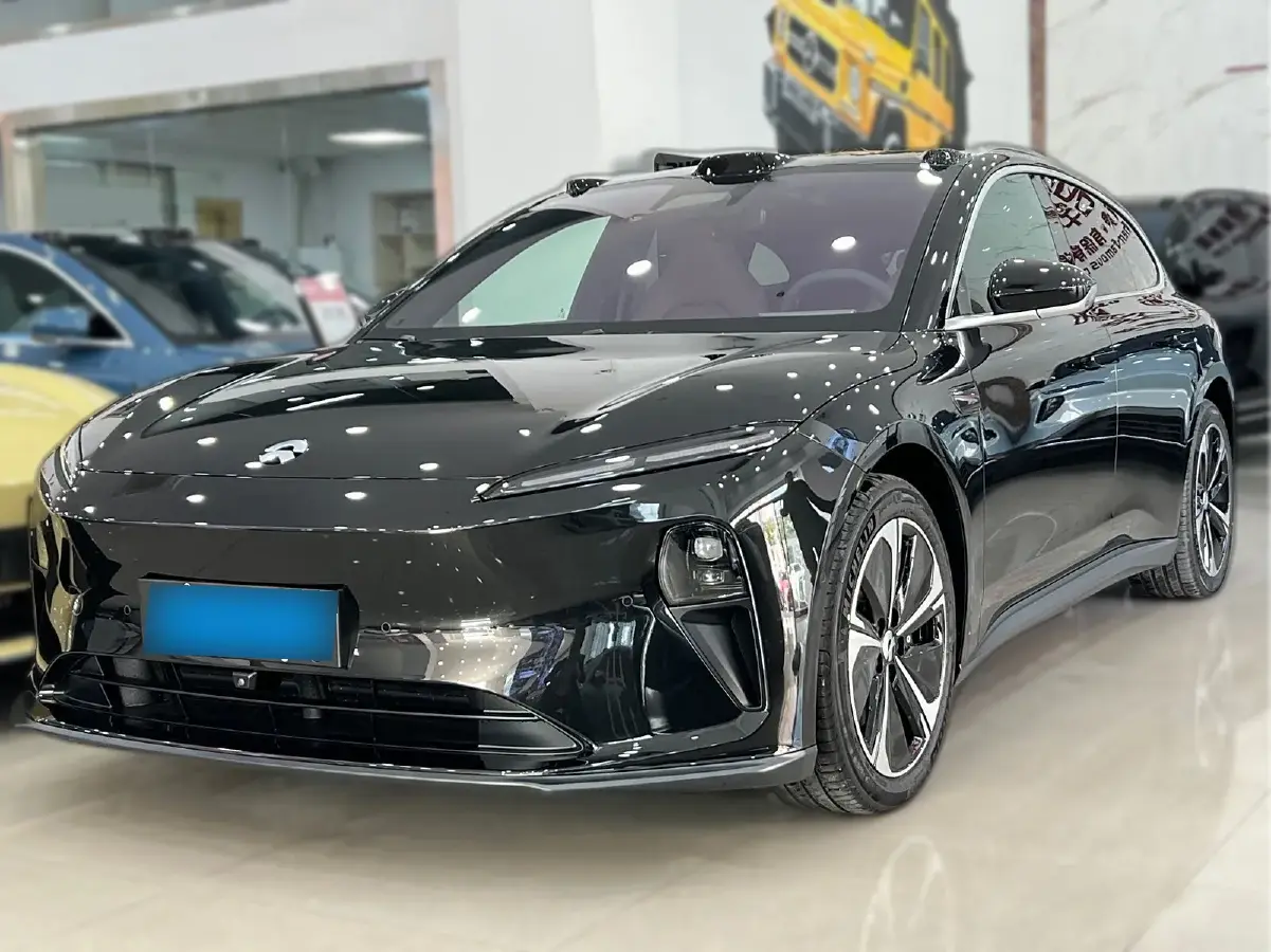 2024 NIO ET5T BEV 75KWH