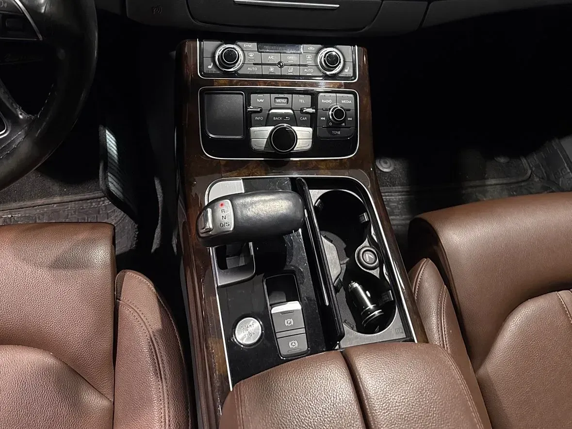 2016 Audi A8 3.0T 290HP V6 8AT,autocango,china used car exporter,china ev exporter,chinese used car exporter,chinese used ev exporter