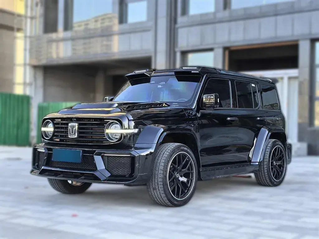 2024 Tank 300 2.0T 227HP L4 8AT