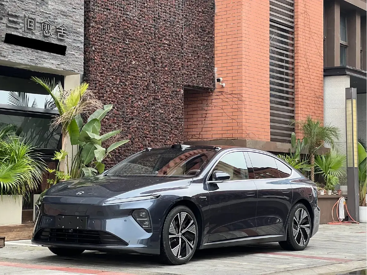 2024 NIO ET7 BEV 75KWH
