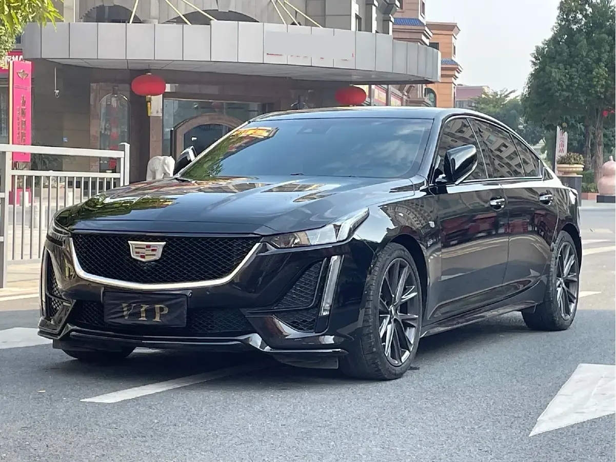 2020 Cadillac CT5 2.0T 241HP L4 10AT