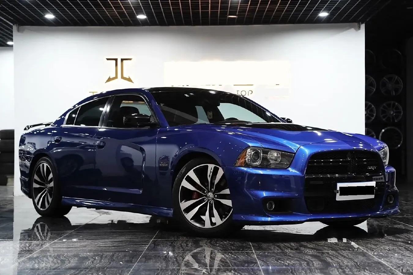 2014 Jeep Grand Cherokee SRT 6.4L 468HP V8 8AT,autocango,china used car exporter,china ev exporter,chinese used car exporter,chinese used ev exporter