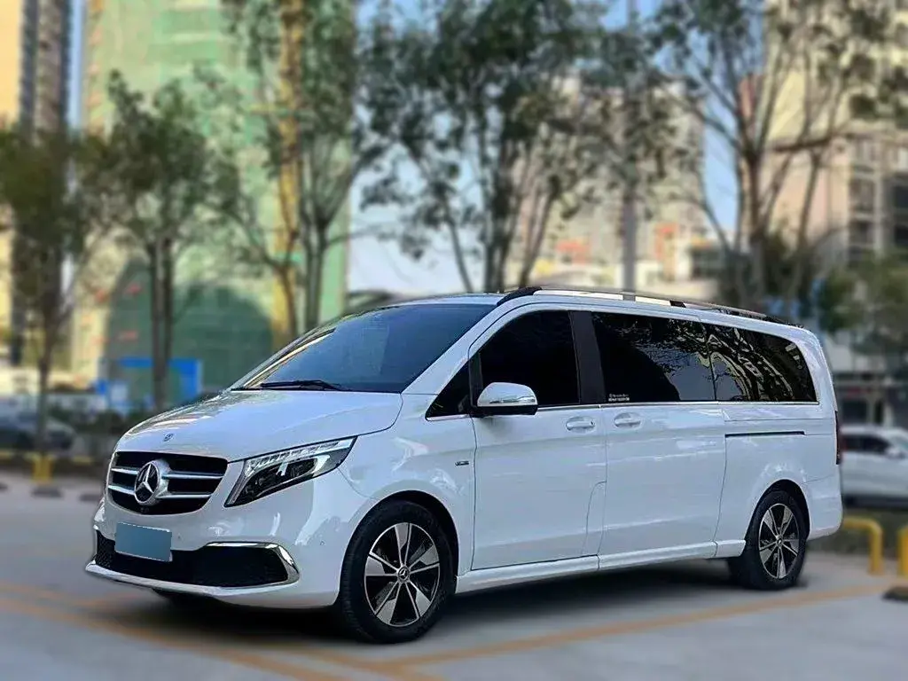 2021 Mercedes-Benz V Class 2.0T 211HP L4 9AT