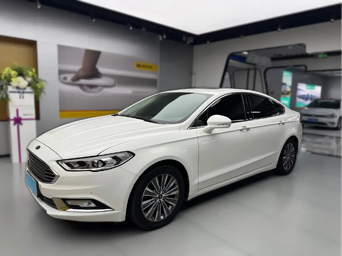 2017 Ford Mondeo 2.0T 204HP L4 6AT