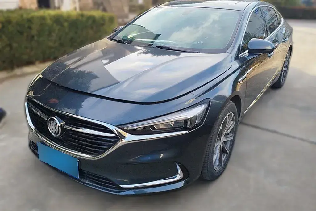 2021 Buick Larcosse 2.0T 237HP L4 9AT